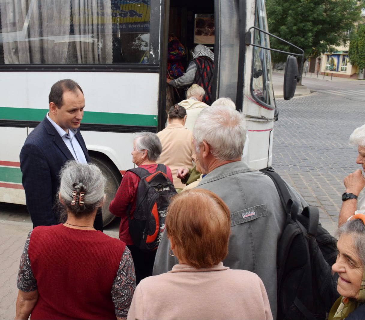 У Франківську автобуси до садово-городніх масивів курсуватимуть з 12 квітня